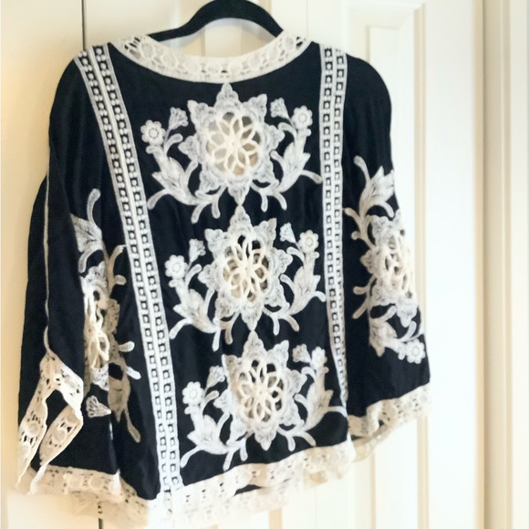 Crochet top - Picture 3 of 4